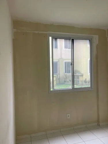 Oportunidade Única: Apartamento Pronto para Morar! (2 Qts em PARQUE DAS ARVORES)
