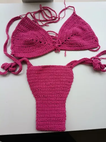 Biquíni rosa em crochê tamanho P 320 exclusivo!
