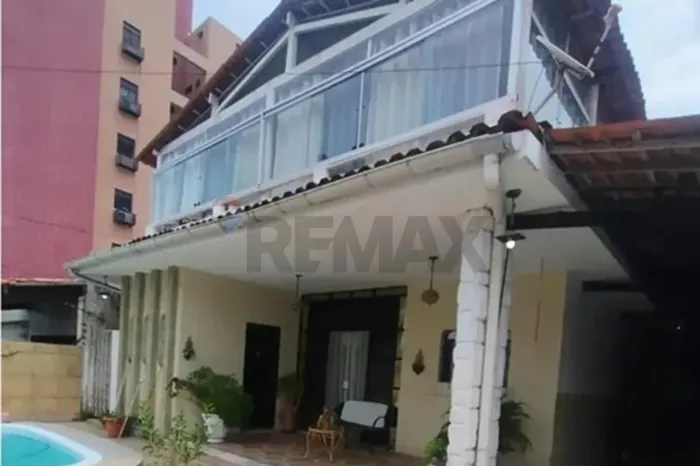 Casa a venda no Bairro Tambauzinho