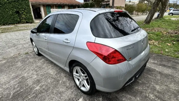 Peugeot 308 Allure 2.0 Flex 16V 5P Aut. 2013