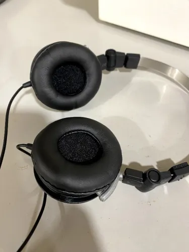 Fone AKG k414p novo