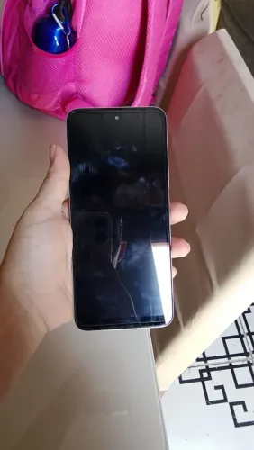 Celular redimi 12