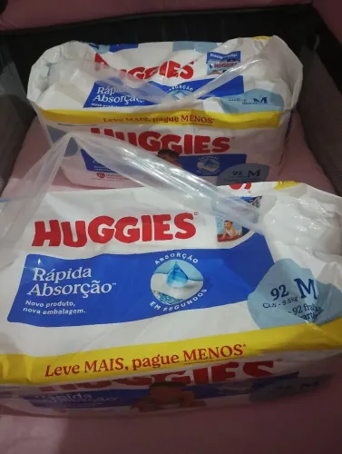 Fralda pacote com 92 fraldas M