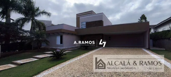 Excelente Casa em condominio fechado com 4 dormitórios à venda, 413 m² por R$ 2.400.000 -