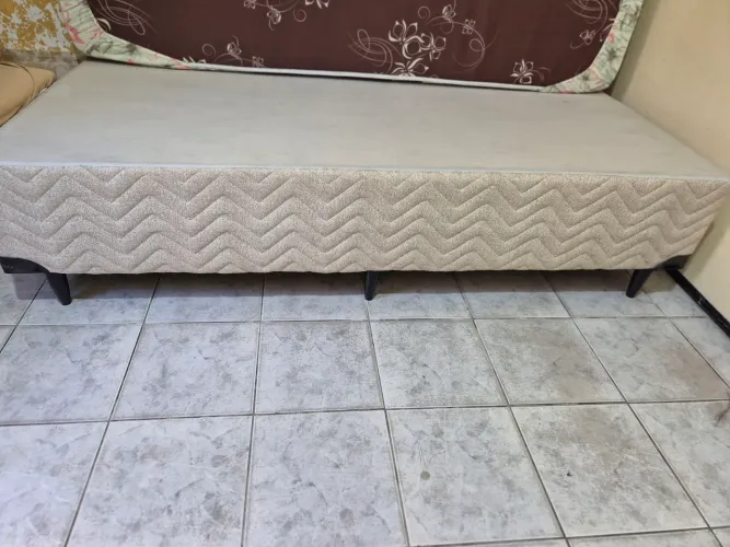 Base +colchão