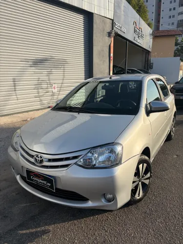 Toyota Etios X 1.3 Flex 16V 5P Mec. 2015