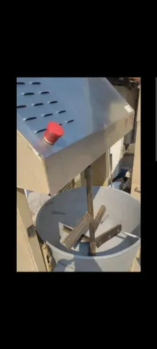 Vendo máquina da misturela 76L
