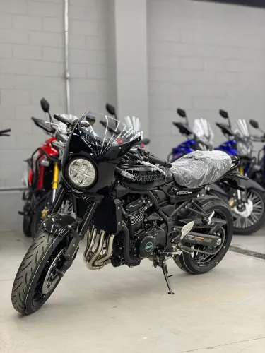 Kawasaki Z900rs café - vendedor Ricardo