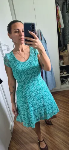 Vestido verde renda