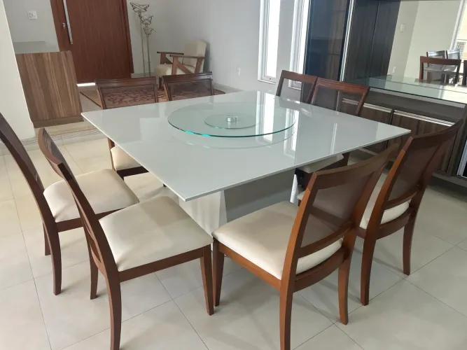 Mesa de jantar 8 lugares