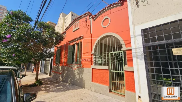 Casa (térrea na rua) 3 dormitórios