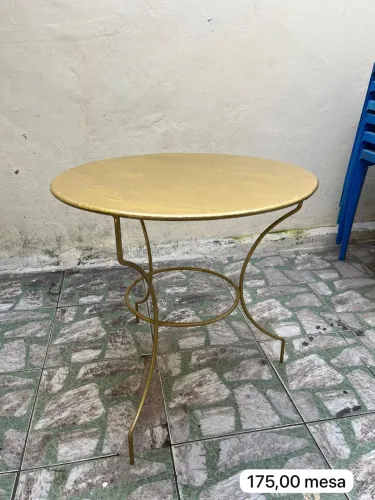 MESA DE FERRO