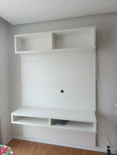 Painel de TV branco MDF
