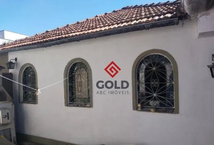 Casa com 2 dormitórios para alugar, 170 m² por R$ 4.700,00/mês - Vila Floresta - Santo And