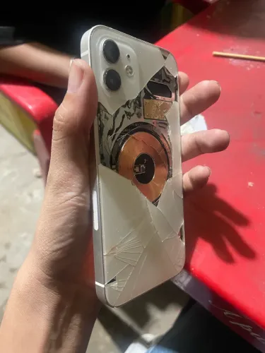 iPhone 12 