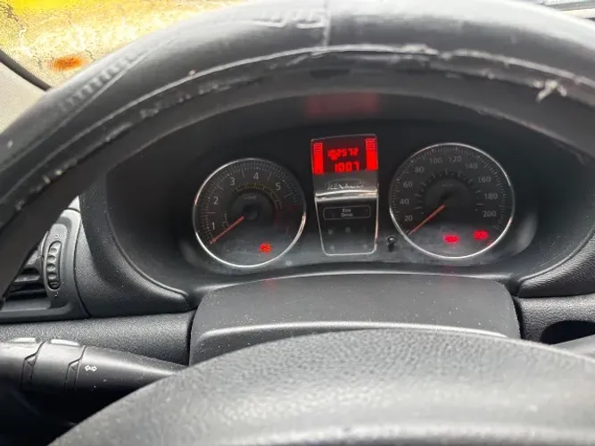 Renault Clio Rn/alize/expr./1.0 Hi-power 16V 5P 2014