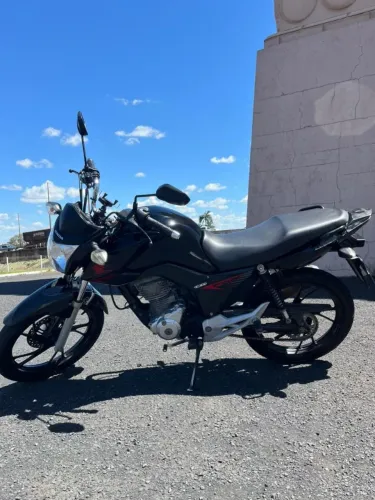 Vendo fan 2020, 2 dono, IPVA 26 pago