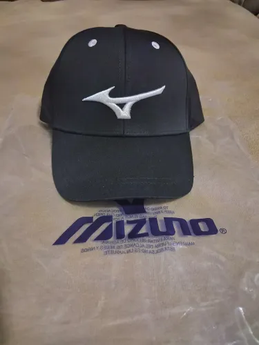 Boné Mizuno