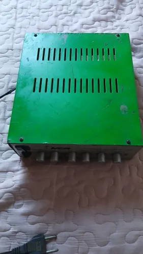 Vendo aparelho de som amplificador