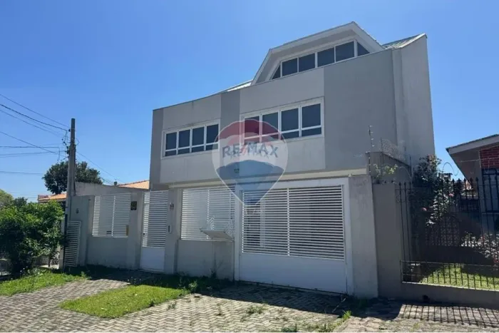 CASA COMERCIAL OU RESIDENCIAL NA RUA 24 DE MAIO