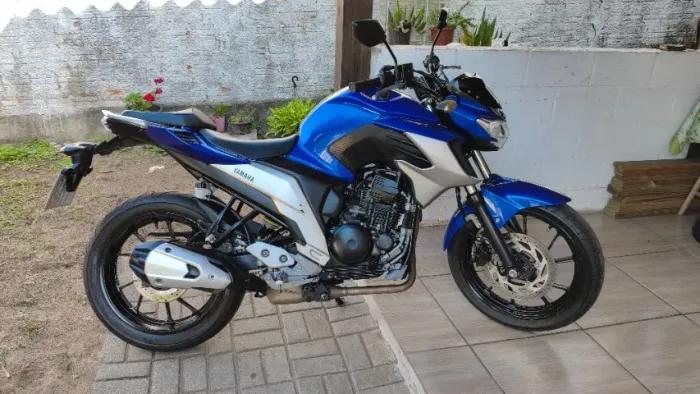 Yamaha Fz25