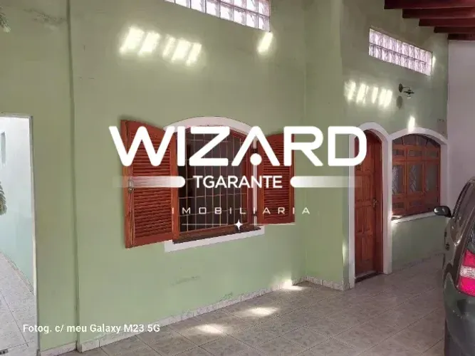 Casa para venda com 150m² e 2 vagas em Jundiaí