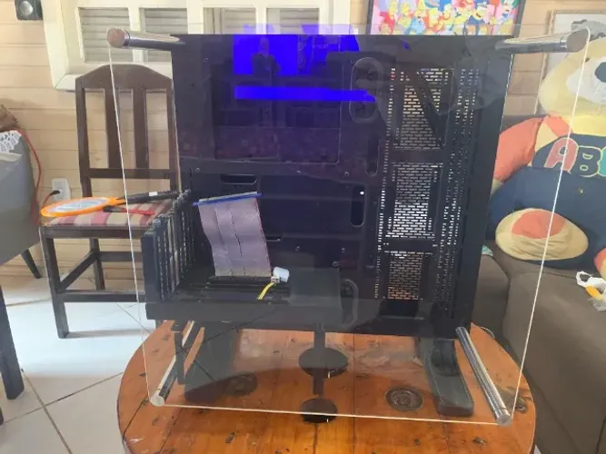 Gabinete P3 Thermaltake