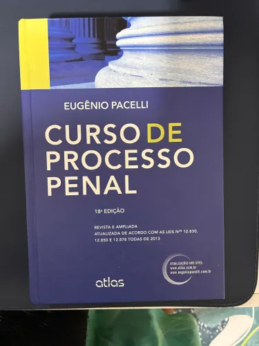 Curso de Processo Penal" de Eugênio Pacelli 18ª edição de 2014
