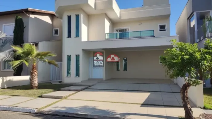 Maravilhoso Sobrado no Condomínio Moema Ville - Pindamonhangaba/SP