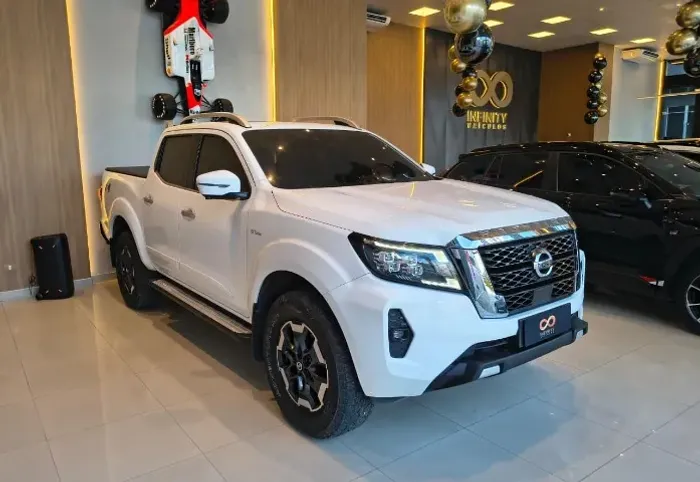 Nissan Frontier Plati. CD 2.3 Bi-TB Dies.aut. 2023