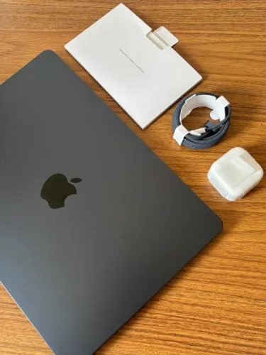MacBook M5 