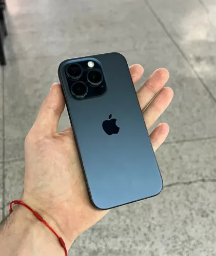 iPhone 15 pro 128gb