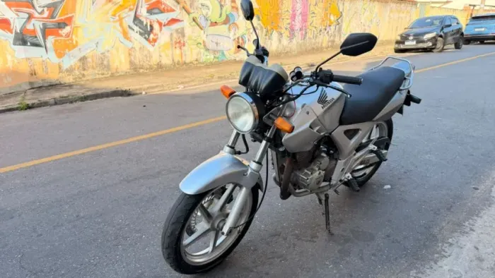 Honda CBX 250 Twister 2005