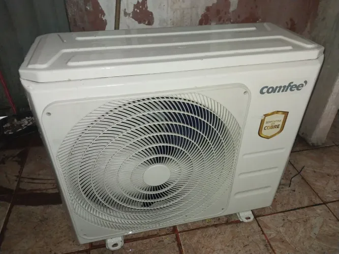 Vendo condensadora de ar-condicionado