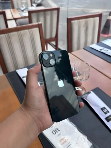 iPhone 13 128GB Preto