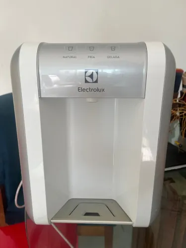 Purificador de Água Electrolux com Defeito - Para Conserto