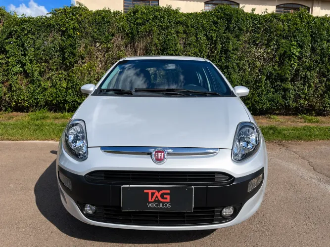 Fiat Punto Attractive Italia 1.4 F.flex 8V 5P 2013