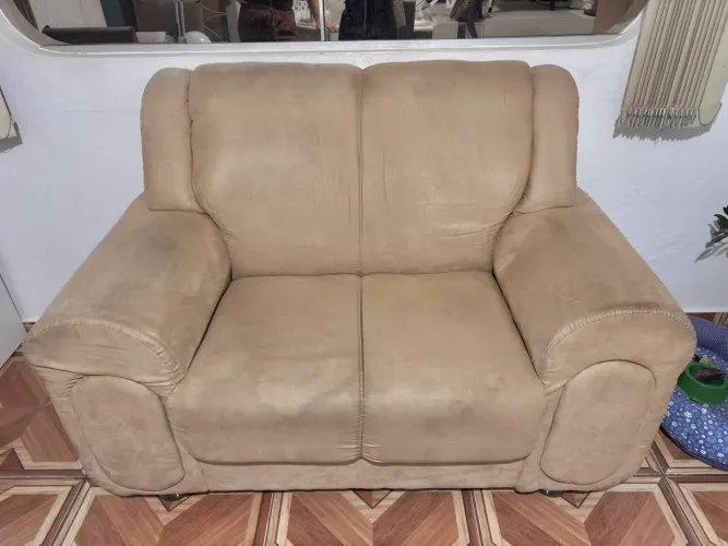 Sofá 2 lugares