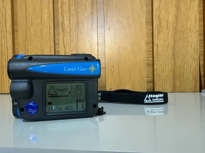 HAGLÖF LASER GEO ORIGINAL - COMPLETO COM MALETA E ACESSÓRIOS