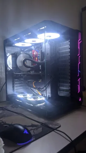 Rizen 5 5600 Rx 6600xt A320 Memória ddr4 16gb 3200mhz