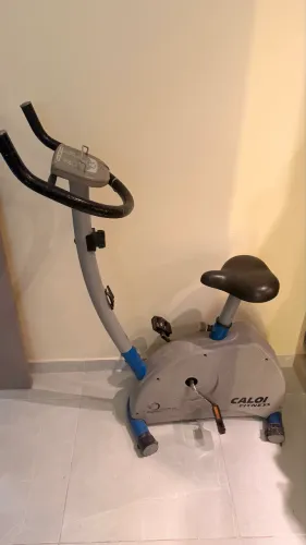 BICICLETA ERGOMÉTRICA CALOI 