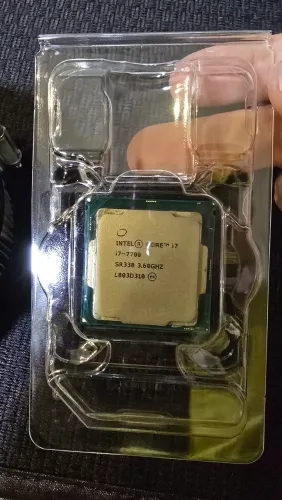 Processador Intel Core i7-7700 3.60GHz + Cooler