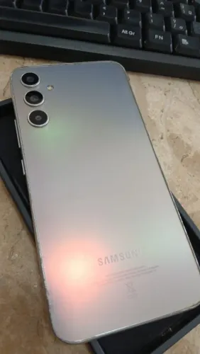 Celular Samsung a34 5g 128g R$650 (funcionando perfeitamente)