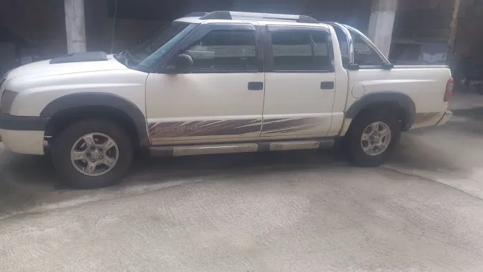 Chevrolet S10 Pick-up STD 2.8 4X4 CD TB Int.dies. 2000