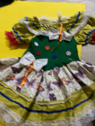 vestido de sao joao para criança 1 a 3 anos o menor da pra criança de meses