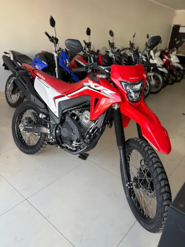 Tornado XR300L semi nova apenas 8348KM