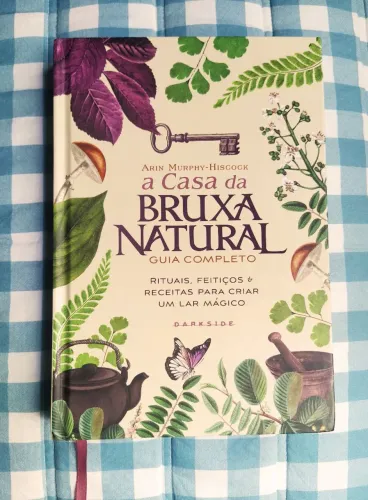 Livro a casa da bruxa natural