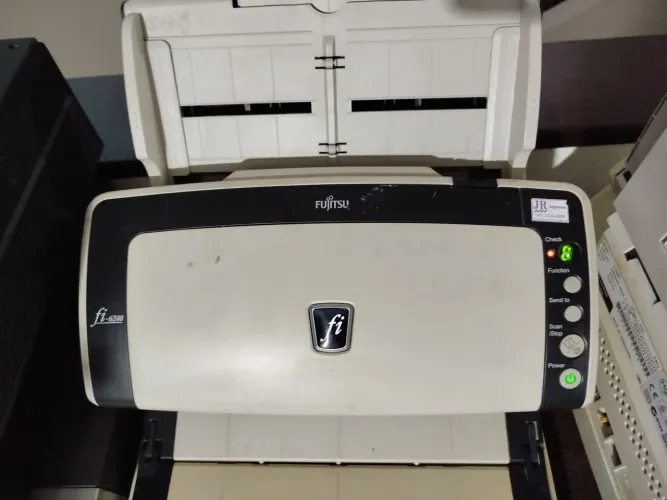 Scanner Fujitsu fi6240 1