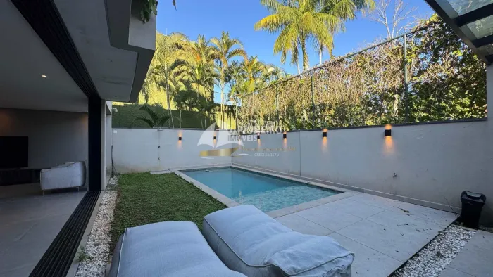 Casa de Condomínio com 4 quartos, Juquehy, São Sebastião - R$ 5.5 mi, Cod: 3971