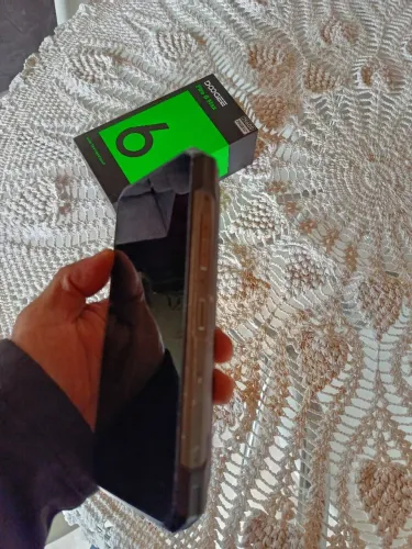 Celular indestrutível Doogee, câmera térmica